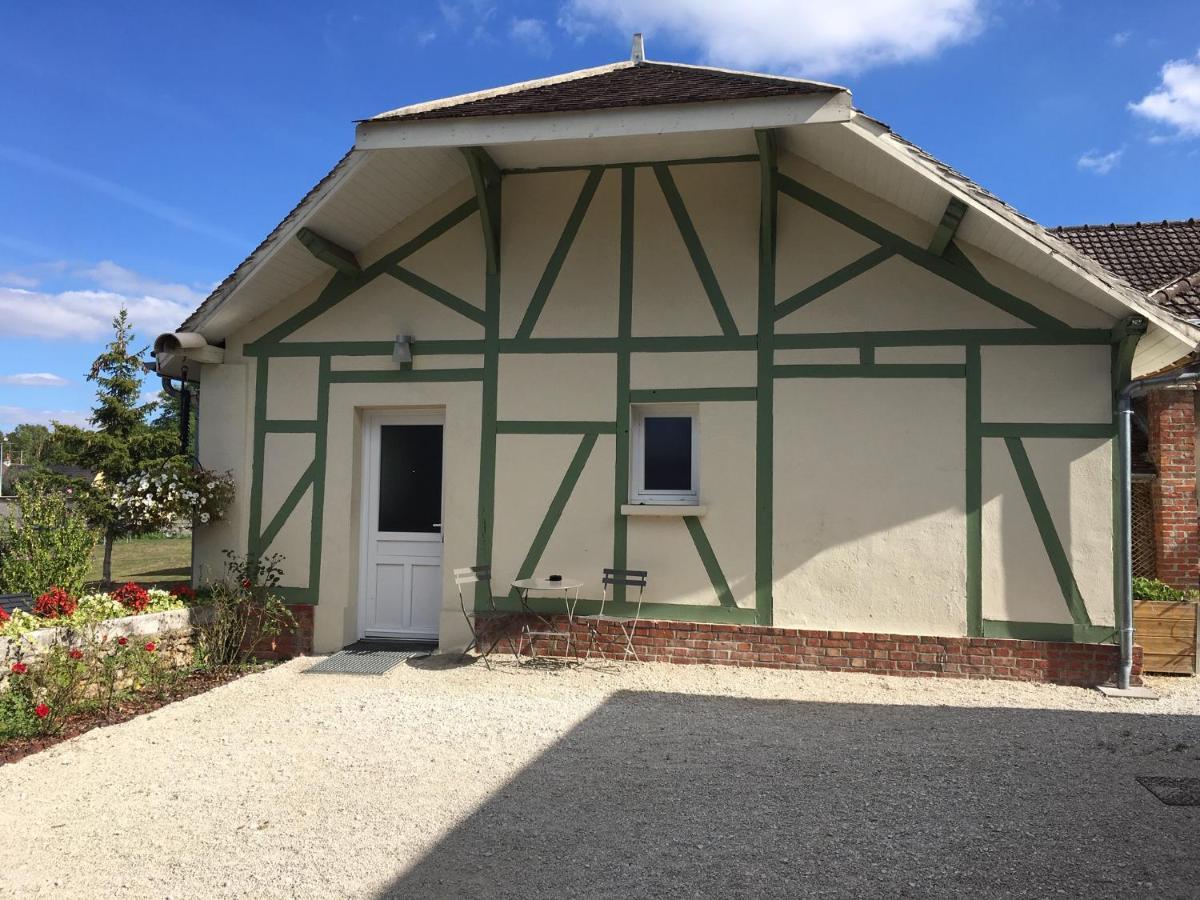 La Maison De Louna Saint-Parres-les-Vaudes Luaran gambar